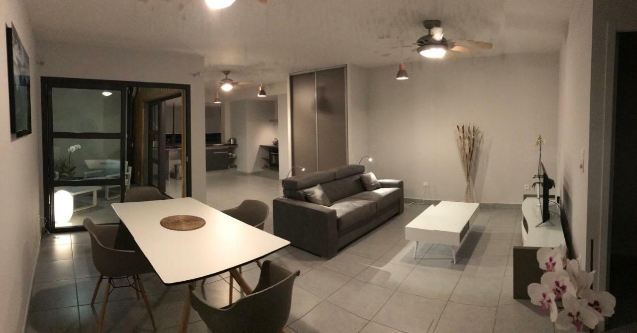 100 Rue Suffren Apartment Сен-Пиер Екстериор снимка