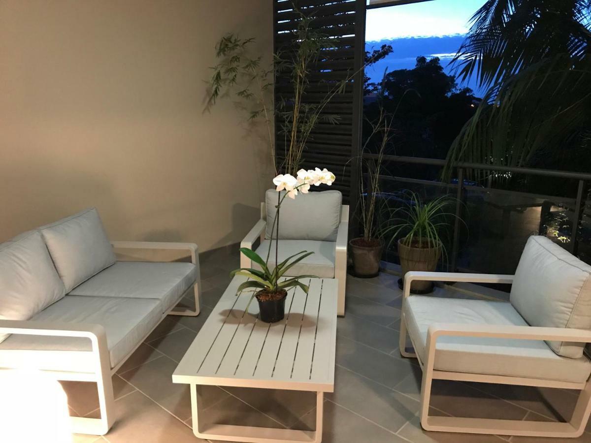 100 Rue Suffren Apartment Сен-Пиер Екстериор снимка