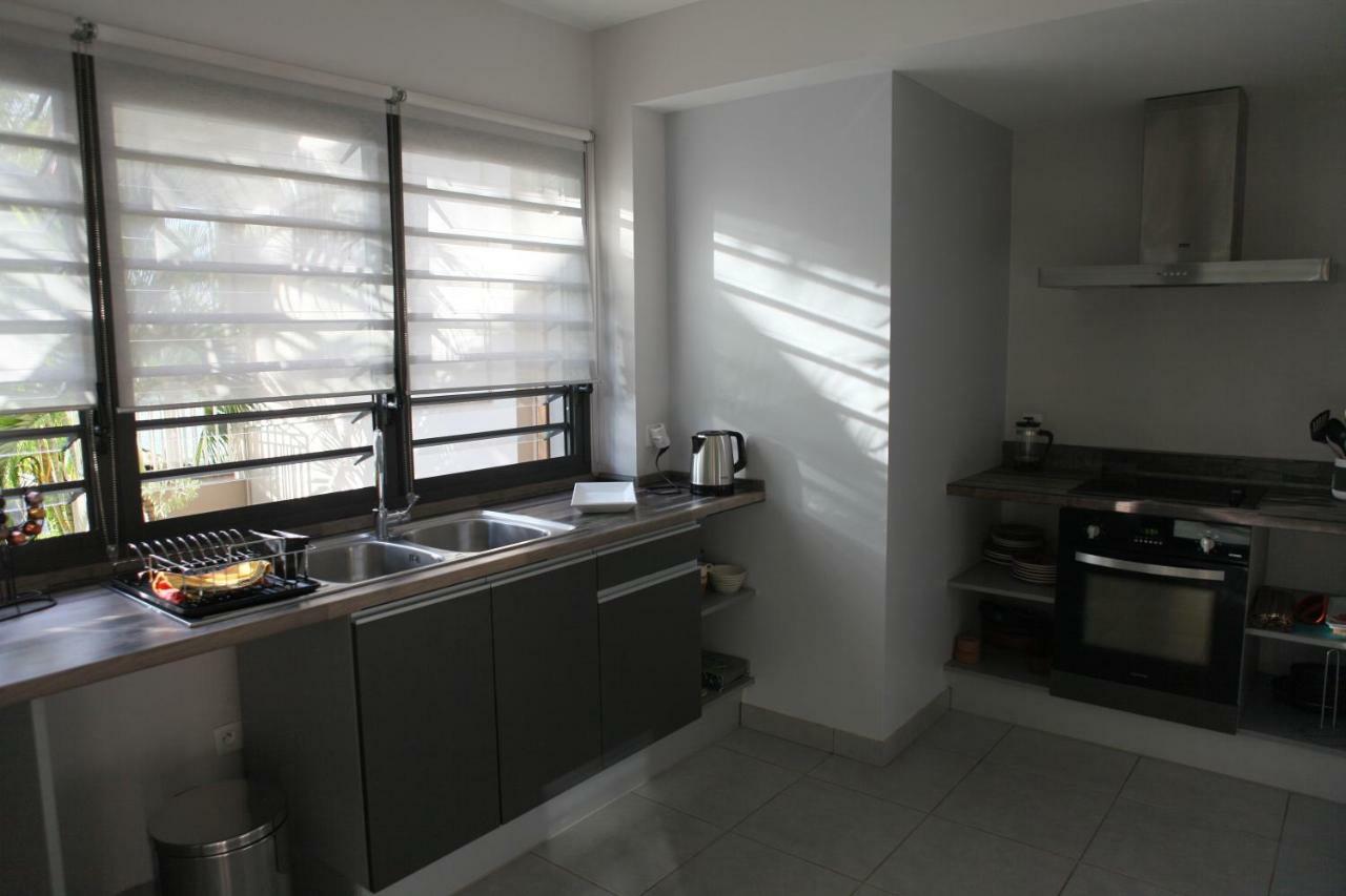 100 Rue Suffren Apartment Сен-Пиер Екстериор снимка